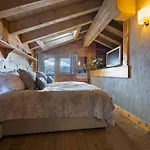 With Hot Tub And Stunning Views * Bagnes